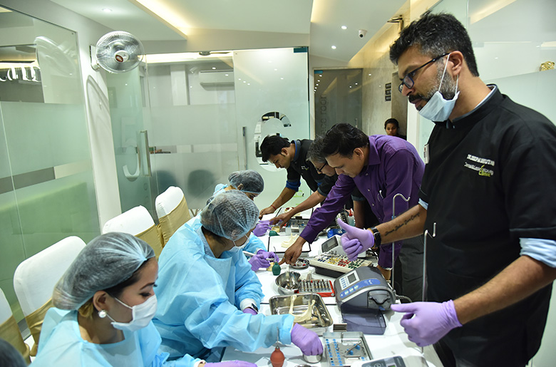 Dental Academy in Delhi, Dental Diploma Courses in Delhi, Dental Training in Delhi